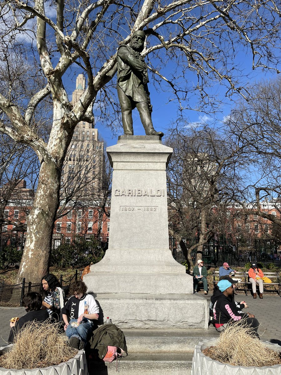 Carla Gannis tweet media