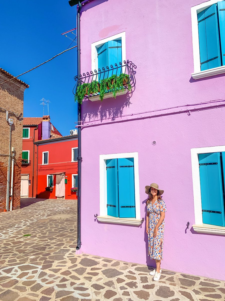 Choose your colour in #burano 😍 << bit.ly/35lDZa8 >> #Travel #travelphotography #Italia #Italy