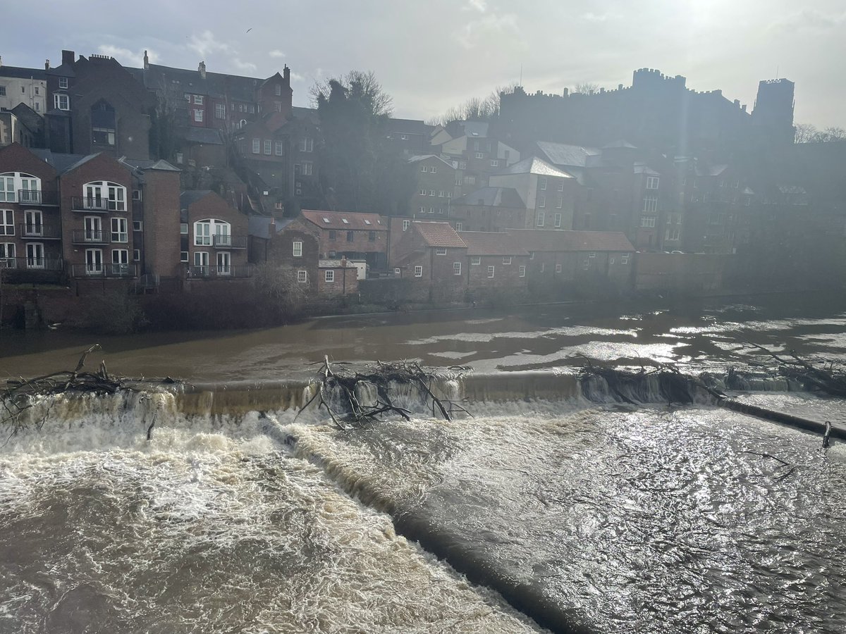 MrsSmithPsych's tweet image. Very telling that one of the few photos I took whilst away was of the river debris so I can discuss it with the kids when we return 😂