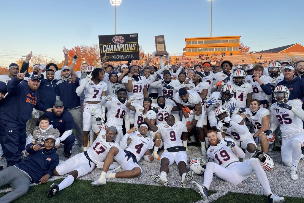 sauter_ian's tweet photo. After a great talk with @Aidan_Panni_ I’m excited to have received an offer from UT-Martin! https://t.co/EiiZuV0mfw