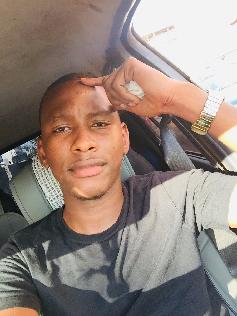MendantDiallo's tweet photo. Joyeuse date d’anniversaire mon frère @KewelAdra 🙌🏾🎂🙏🏾🖤.
Une nouvelle année pleine de santé, de longévité et de succès dans toutes tes entreprises t’est souhaitée, amen 🙏🏾
#Kibaro #TL224 #TLGn https://t.co/nFMo1QkiUy