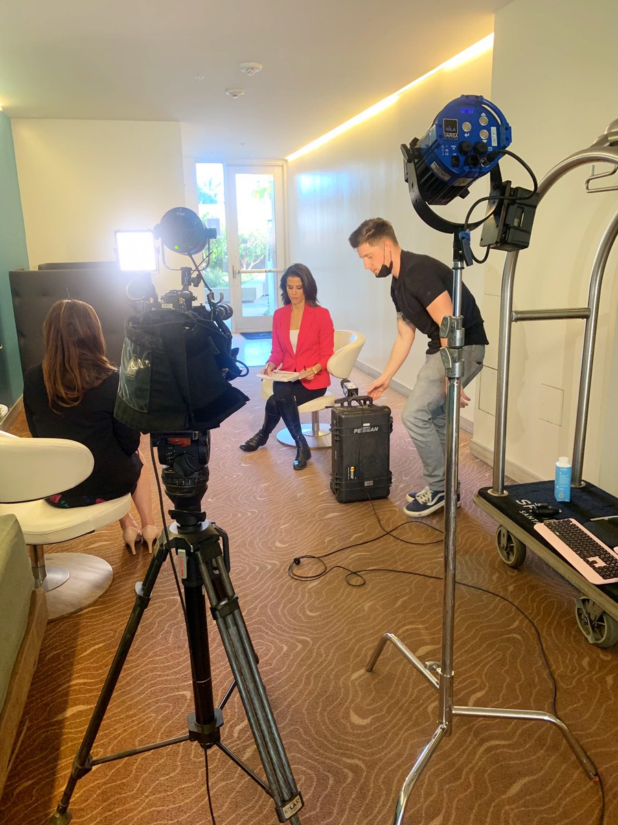 LuParker's tweet photo. On location shoot today for @KTLA See you back on the set tomorrow… #positivereport #ktla #womensupportingwomen
@ShoreHotelSM https://t.co/UUfxvtQwOc
