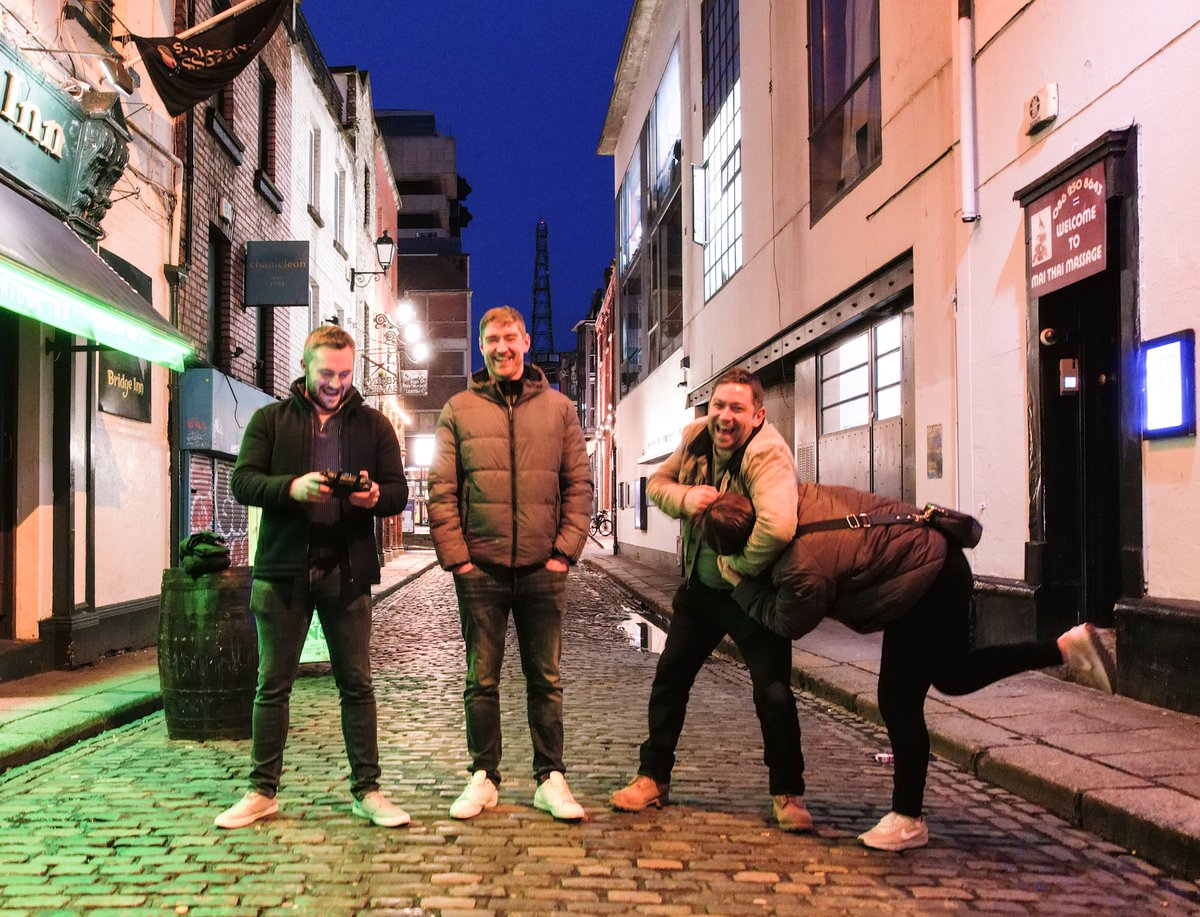 AgusCraic's tweet photo. The moment Tara realises never ask Noel "Does my hair look ok?" just before a picture is taken 😅🤣

@TazMoMedia @HapennyBridgeIn @PhotosOfDublin https://t.co/8N6GyjWZB4
