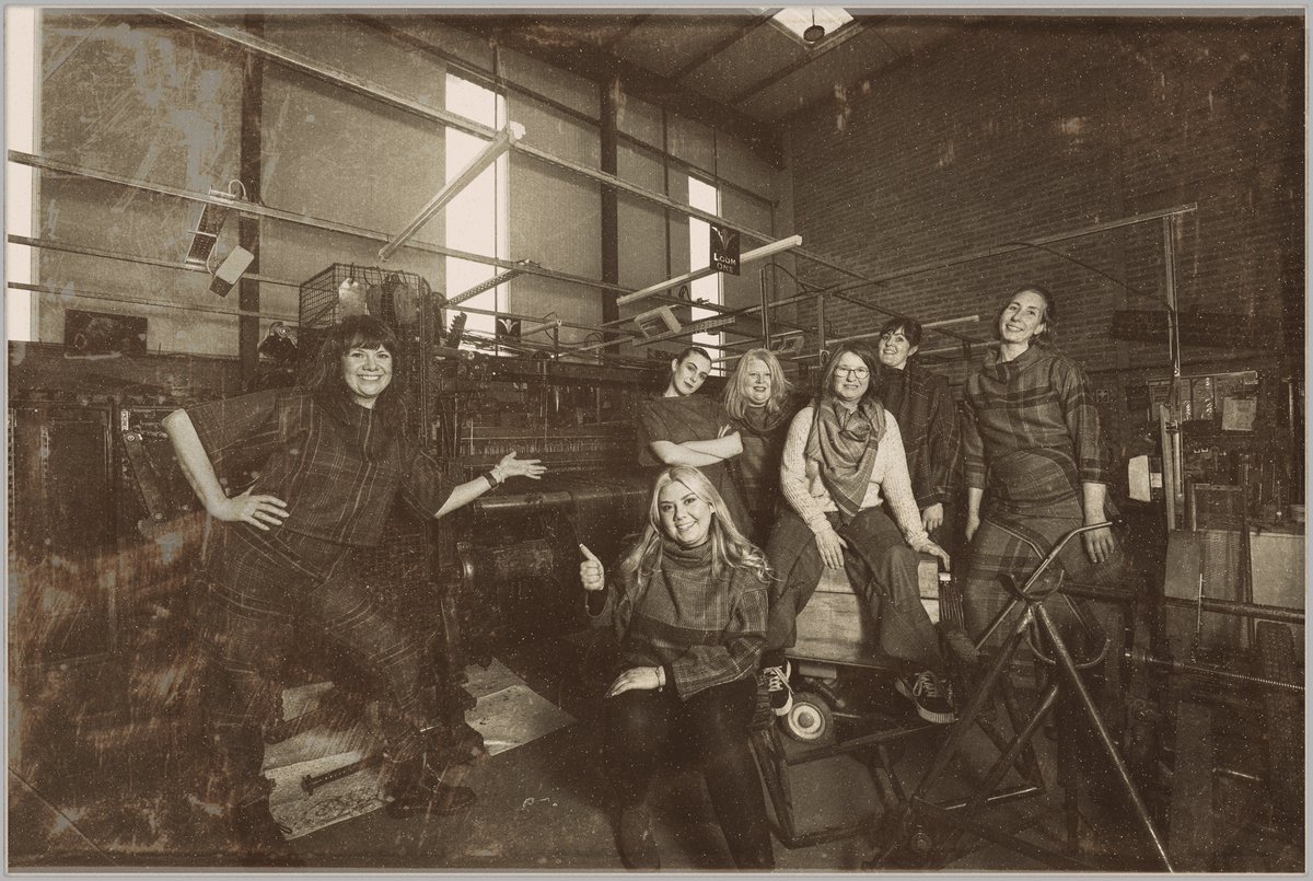 pricklytartan's tweet photo. Paradox || Where the past is the future....
A little sneak peak at some of images and vibe to come, #evolution #womxnwhogiveashit #badassstyle
Left - The Past - Image Credit Dundee Heritage Trust
Right - The Future - Where we have seen the past and it works... Prickly Girls https://t.co/omdZSa91Ln
