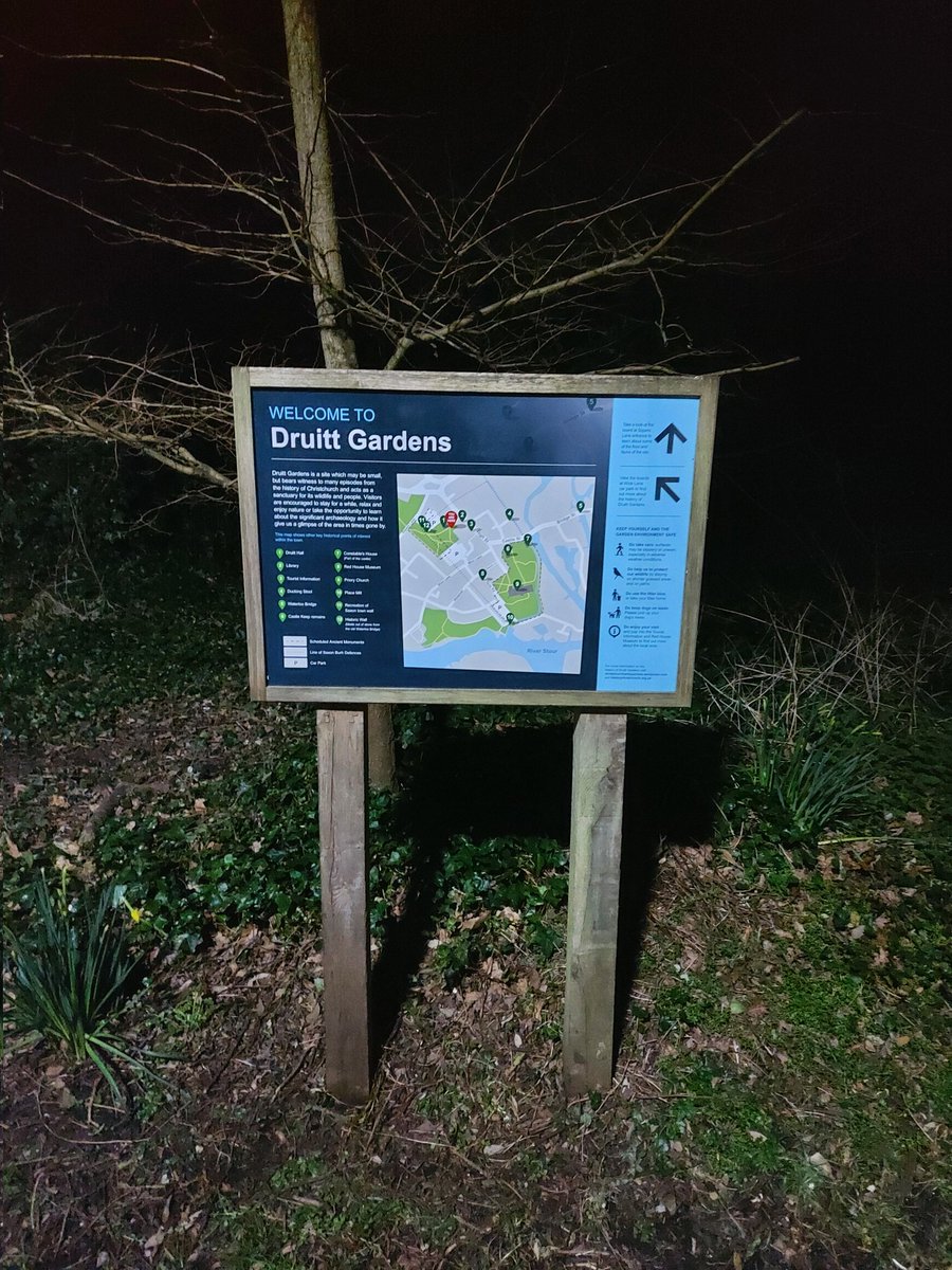 PCSOStark's tweet photo. Footpatrol of Druitt Gardens this evening after recent complaints of ASB, no issues this evening. #5994
#OnTheBeatDorset #dorsetpolice #Christchurchpolice https://t.co/qPSKxgDg00