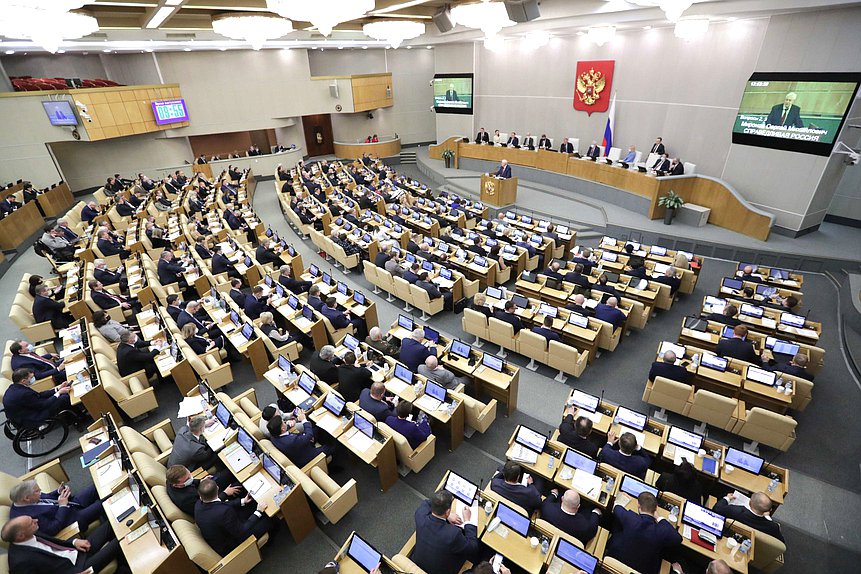 Сильно ли расстроит депутатов Госдумы и телепропагандистов запрет на «шопинг в Милане и вечеринки в Сен-Тропе»
online812.ru/2022/02/24/117…