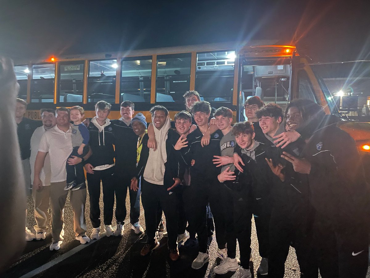 Sweet 16 VIBES!!!!!! #RHSbasketball