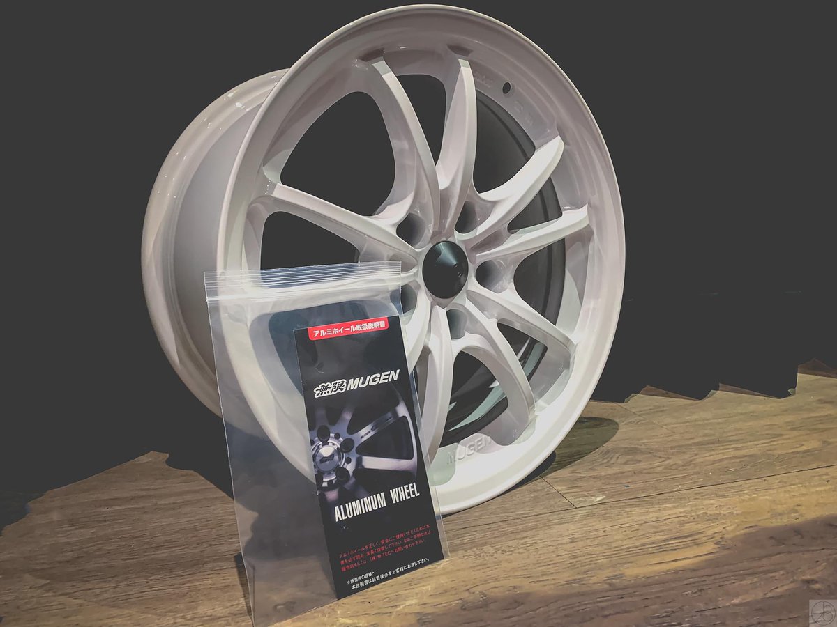 Inspire78Studio's tweet photo. 無限 Mugen 17" MC10 😍

#MC10 #MugenMC10 #mugen #Japan #JDMstyle #JDM #jdmfashion #oldschoolstyle #80sjdm #jdmwheels #MugenPower #Lifestyle #Classsic #Classicwheels #Honda #無限 #Wheels #Rims #mugenwheel #mugenwheels #90s #Mugenclassic #Race #Mugen無限Power #classicmugen https://t.co/8QvmCcRtRo