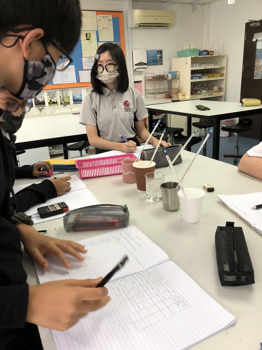 HimaV5's tweet photo. Grade 7 Science: Heat loss investigations. Research skills: recording data, analysis and evaluation. Working on the lab report. #isspride #ATLs https://t.co/xpvPHU7wxL