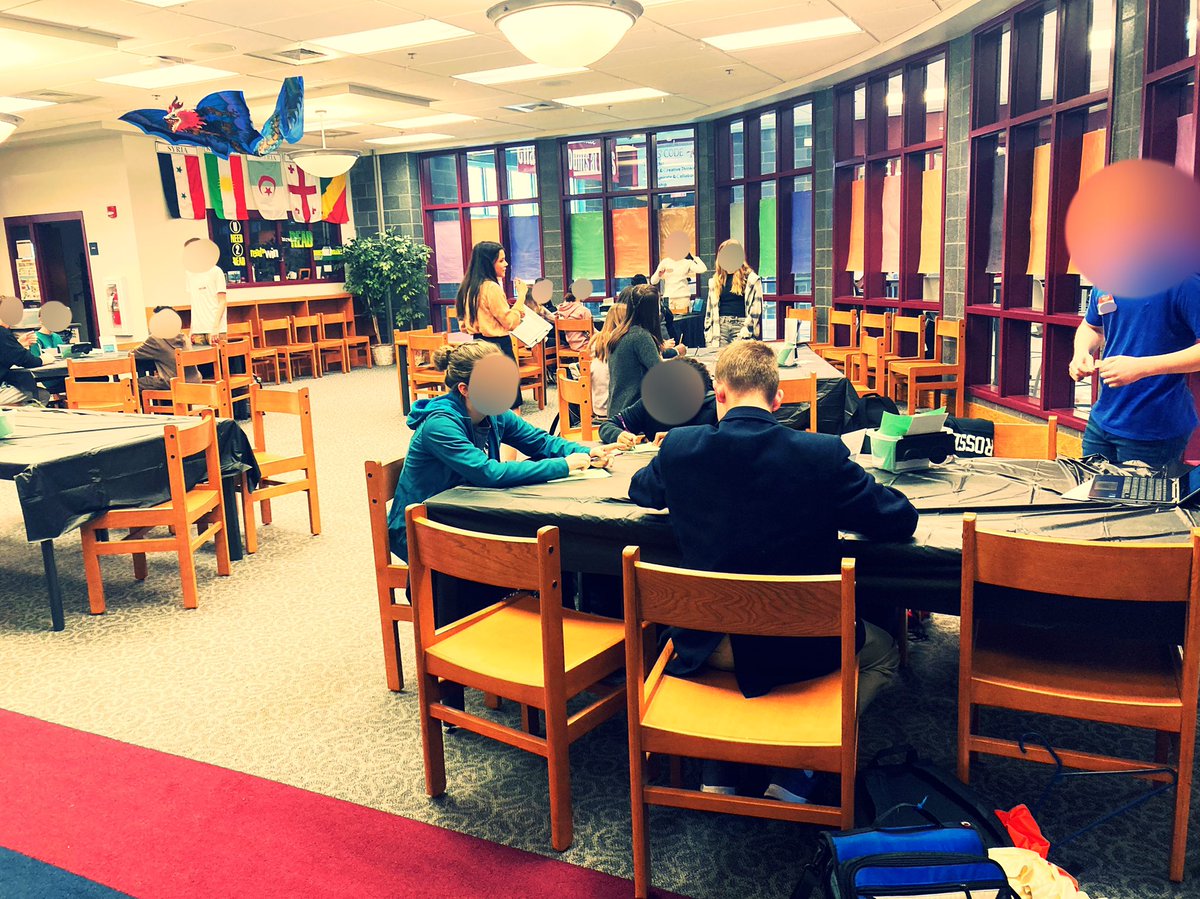 MMS_Library's tweet image. Pure research joy as we hosted the 8th Grade ELA Research Presentations on ways our #masdproud learners can make a positive impact on society. #masdela #masdlibraries