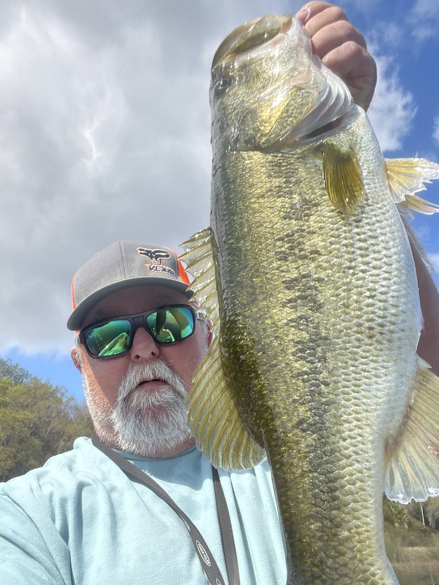 rmg0613512's tweet photo. Had a great time on the water today #vexanrods #44tackle #reelsnot #bittersbaits https://t.co/etJhqOnVfo