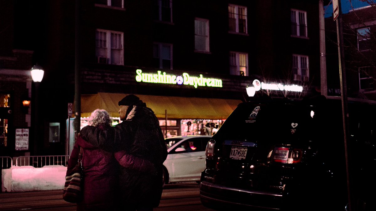 kway_side's tweet image. a couple of people