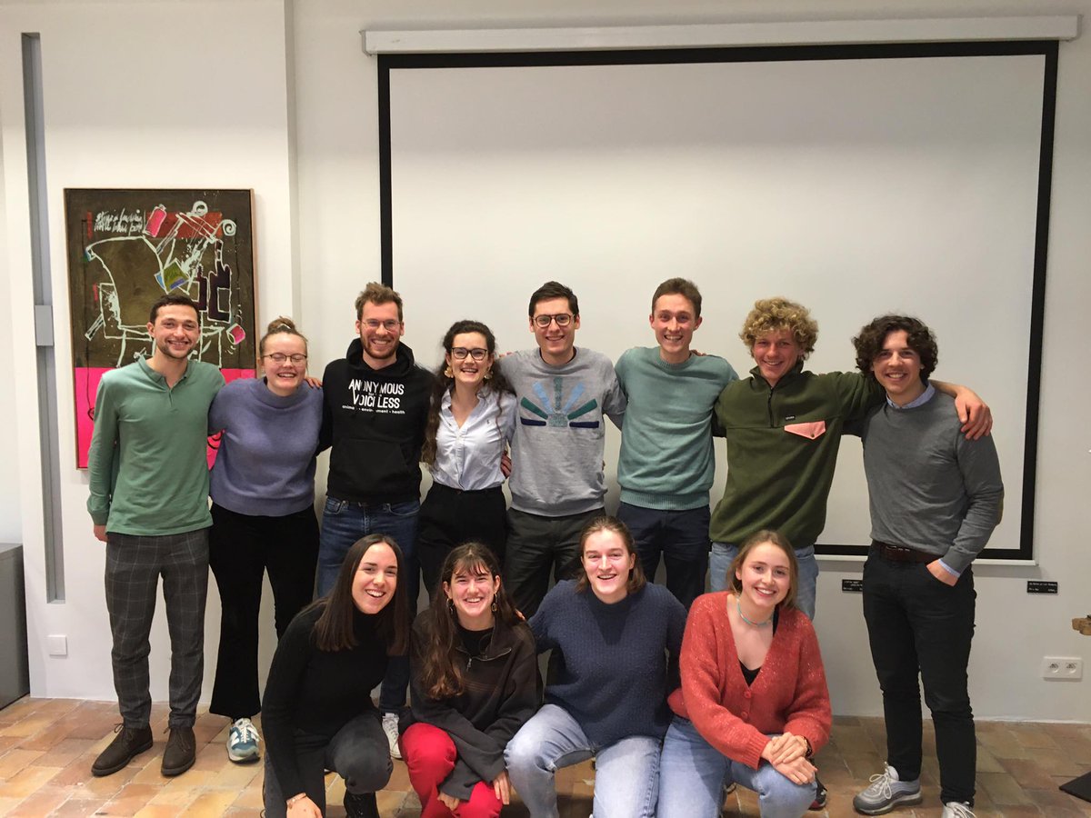 🍃What a joy to have our meetings in person again! New strategies were discussed today, and we welcomed some new people to the team 💪
#europeanecoscore #europeanunion #europe #EuropeanCitizensInitiative #teamwork