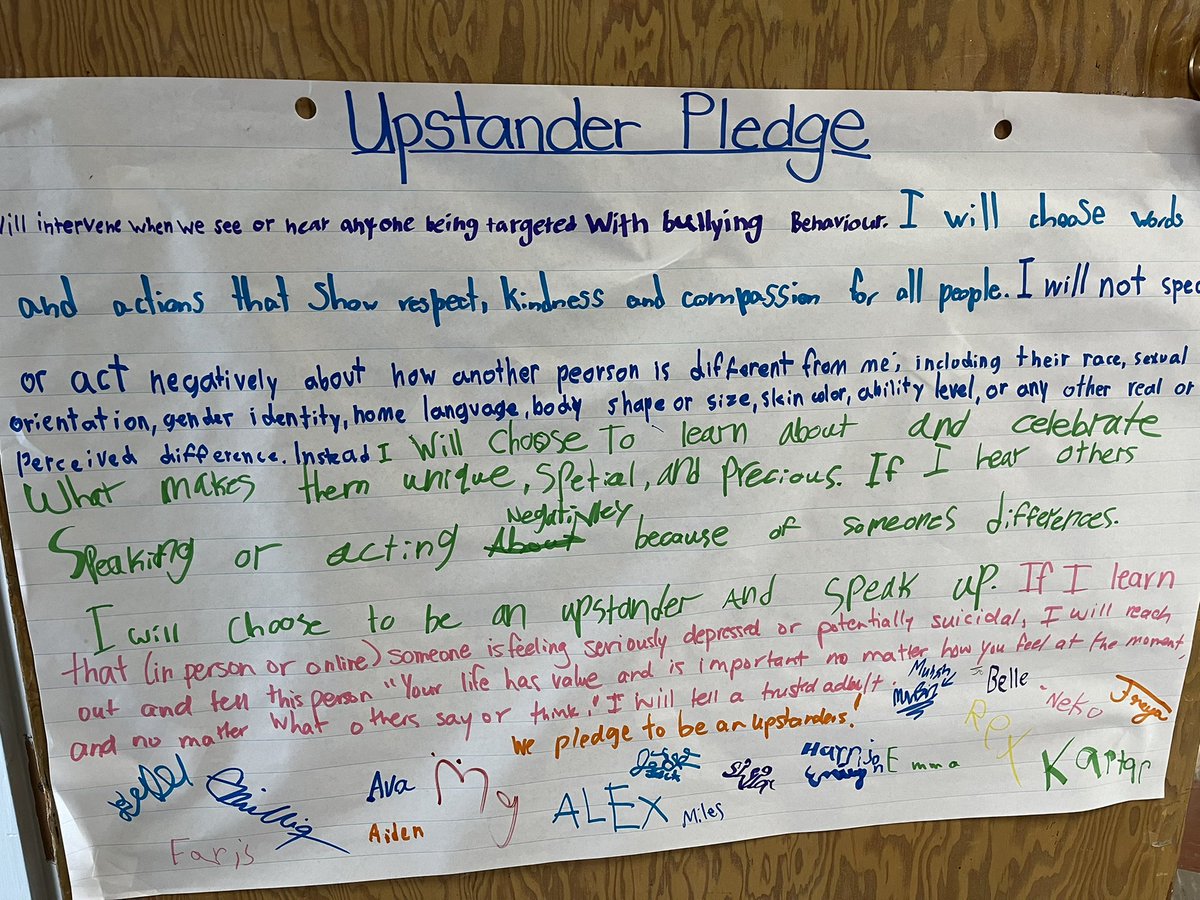 Making a pledge in grade 4/5 to put an end to bullying. #PinkShirtDay #AntiBullyingDay
