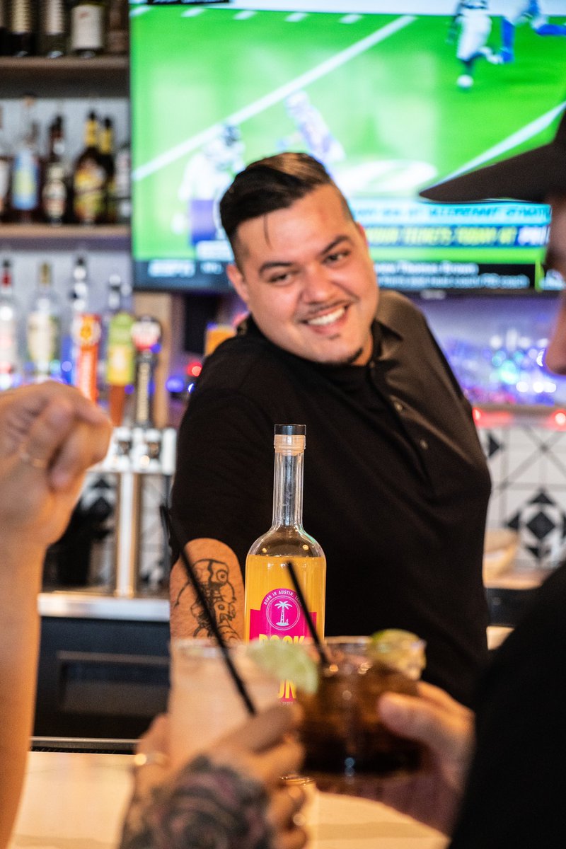 Drink Responsibly. Tip Recklessly. 

Remember drinks always taste better when you tip your bartender.

#WordsOfWisdom #bartender