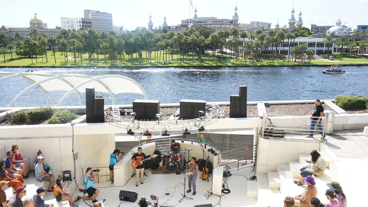 🎸x🌭: Our staff dreams up their ideal collabs in food, music and drink for <a href="/GasparillaMusic/">Gasparilla Music Festival</a> Festival—from Cena and <a href="/MissMargoPrice/">Margo Price</a> to Ichicoro and <a href="/MeltTheBandNYC/">Melt</a>.

One Act, One Snack, One Drink ➡️ idtb.tv/GMF22FD