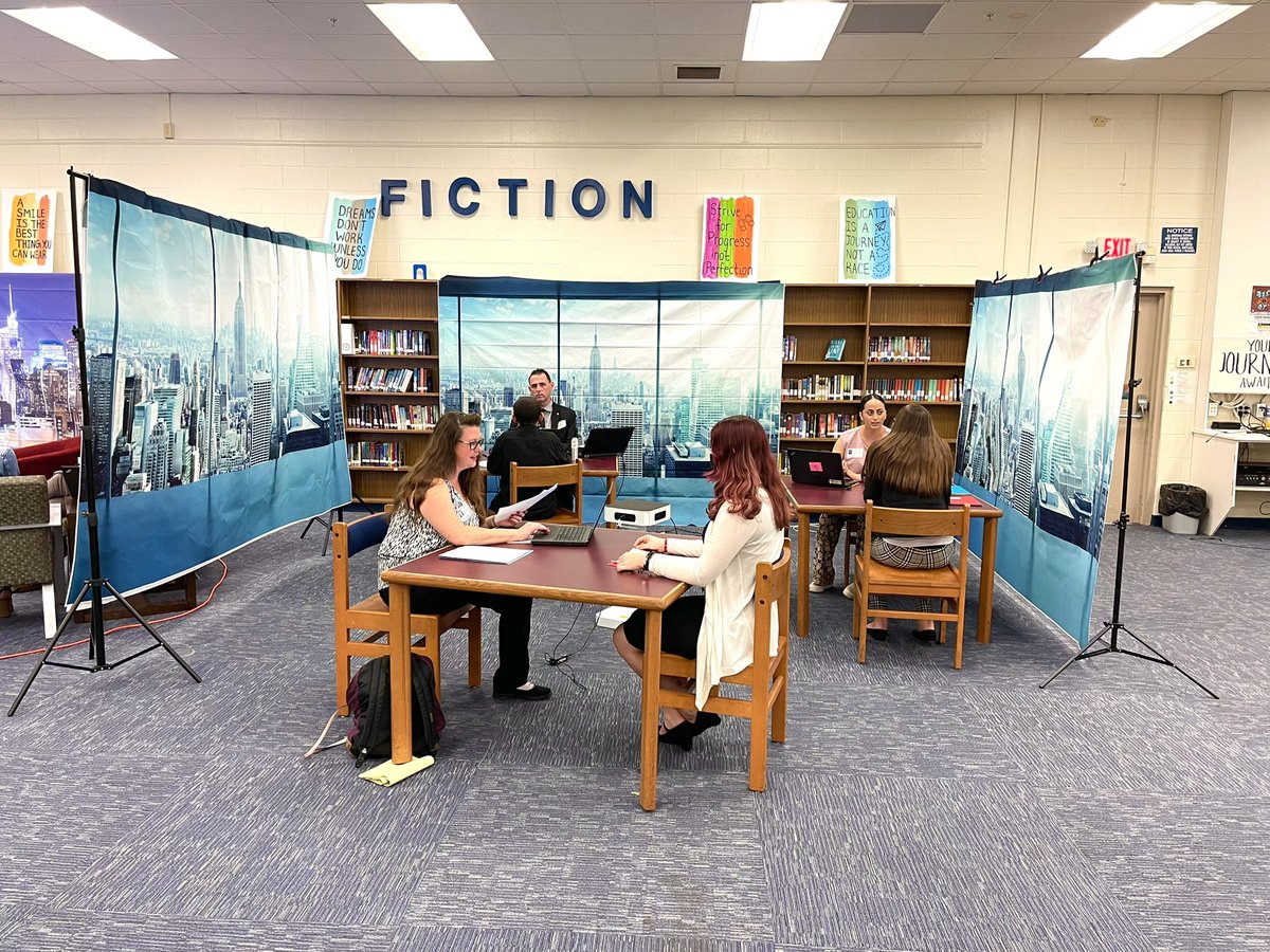 VRoeshink's tweet photo. Great job to all the participants in the Amazing Shake competition at Deltona Middle. Students showing off their soft skills. Thanks to all the volunteer judges and teacher Mrs. Naylon for this awesome event! @VolusiaCTE @VolusiaSTEM @volusiaschools https://t.co/XvaftMOSJF