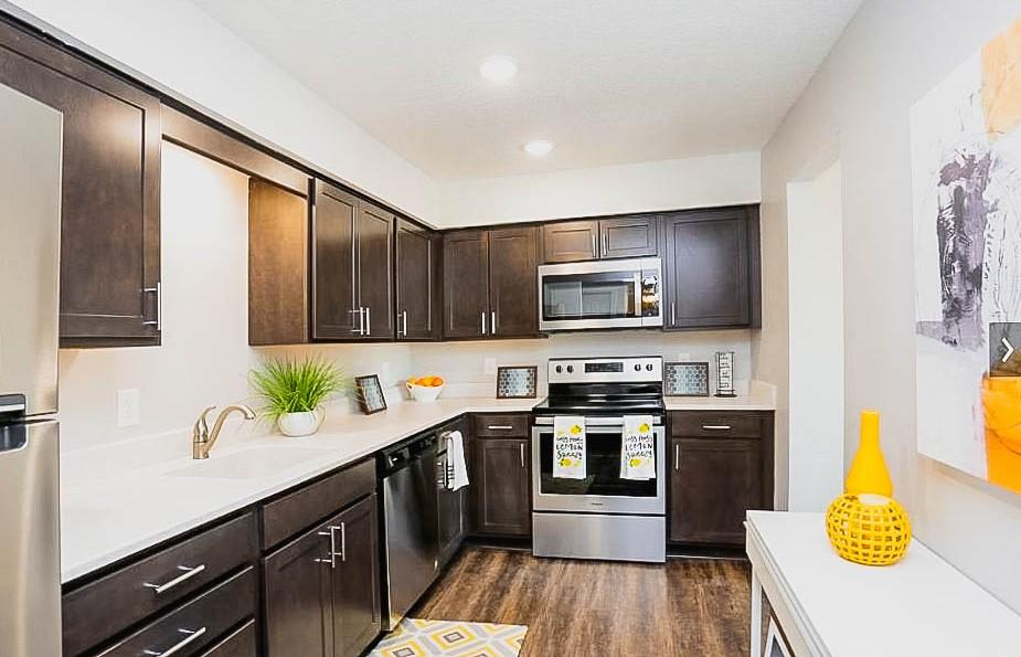 oak_ire's tweet photo. Check out the Belmont &amp; Brenton Apartments that are now For Sale!
• 92 units on Park Avenue
• Walking distance: UNMC, Mutual of Omaha &amp; Blackstone
• Call for Offers – March 8, 2022
• Please reach out to agents for information and/or a tour
John@Oak-IRE.com
Spencer@Oak-IRE.com https://t.co/UHeVJUvvOg
