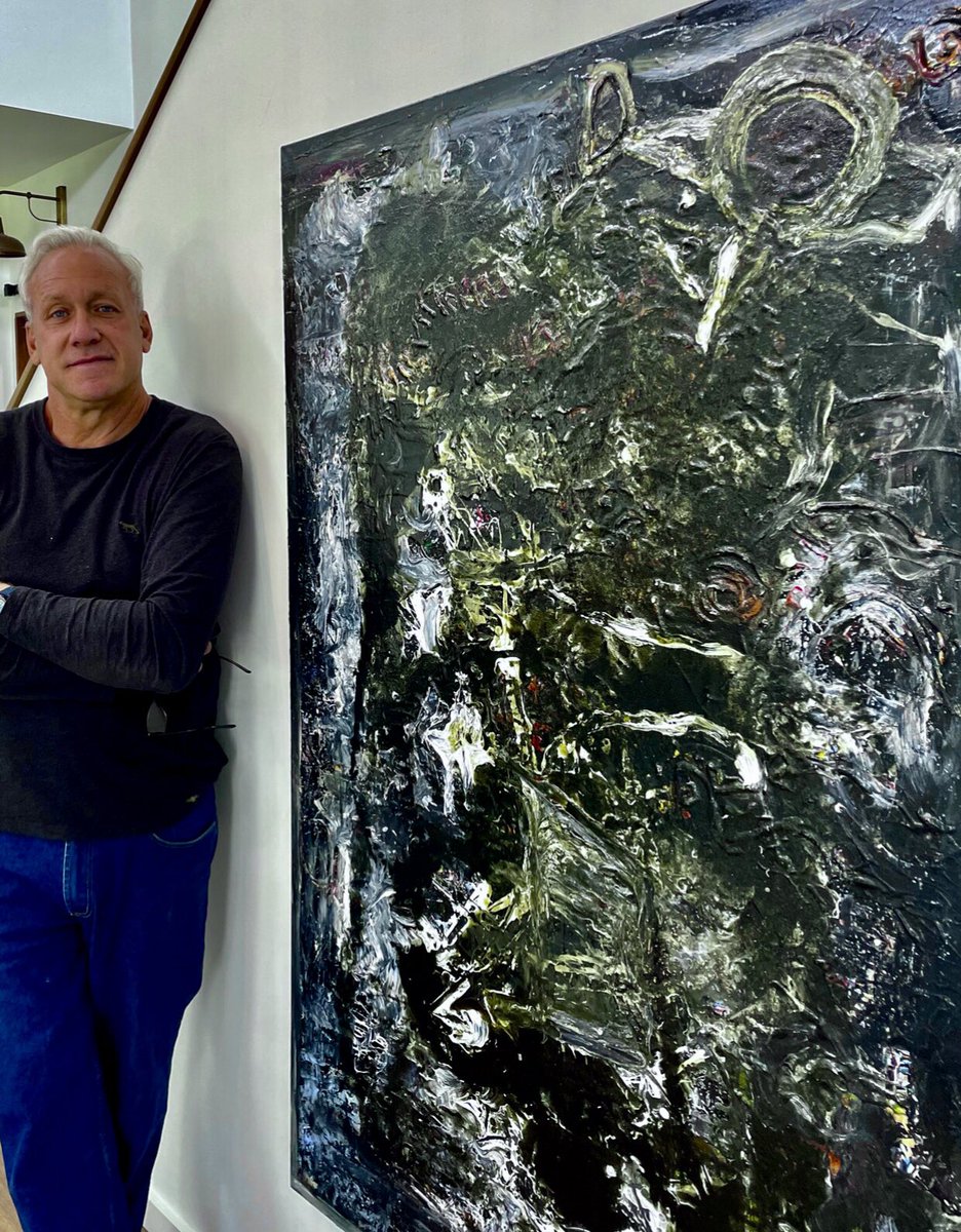 Chickolsson's tweet image. B&amp;amp;W shape.
Recent instal #darkabstract #artgallery charlesolsson.com