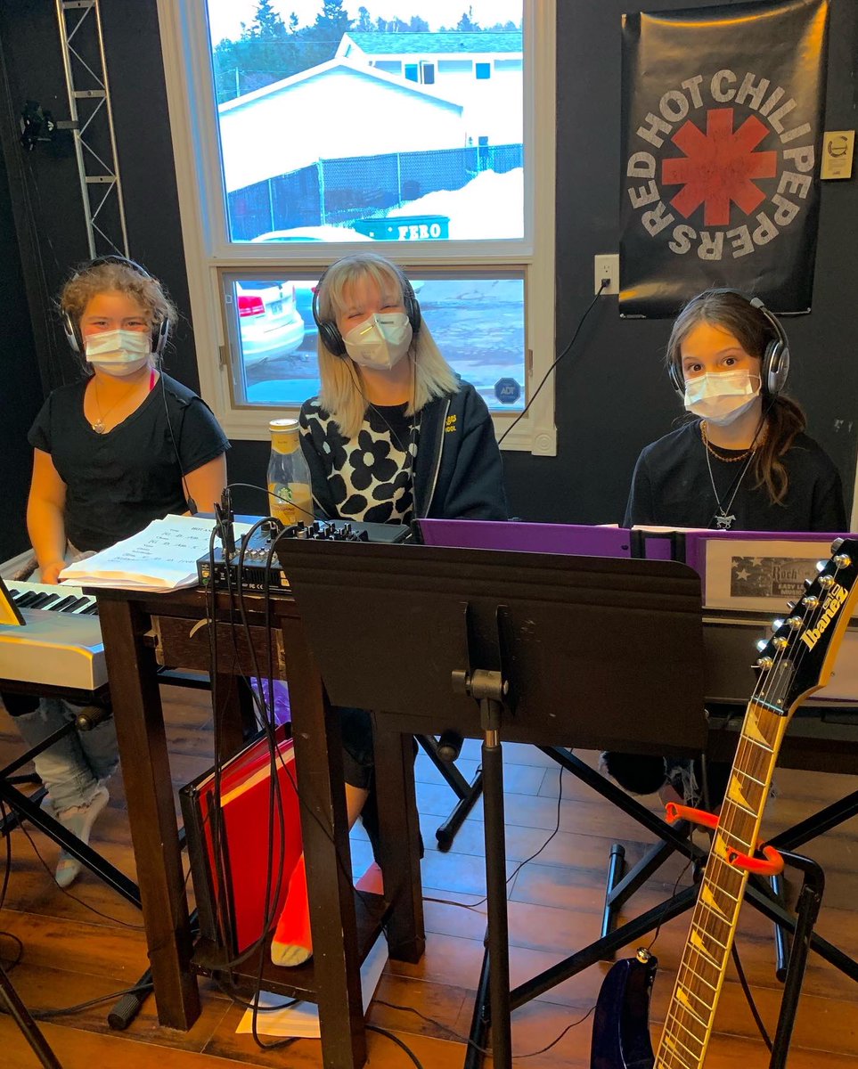 RockOfAgesMusicSchool tweet media