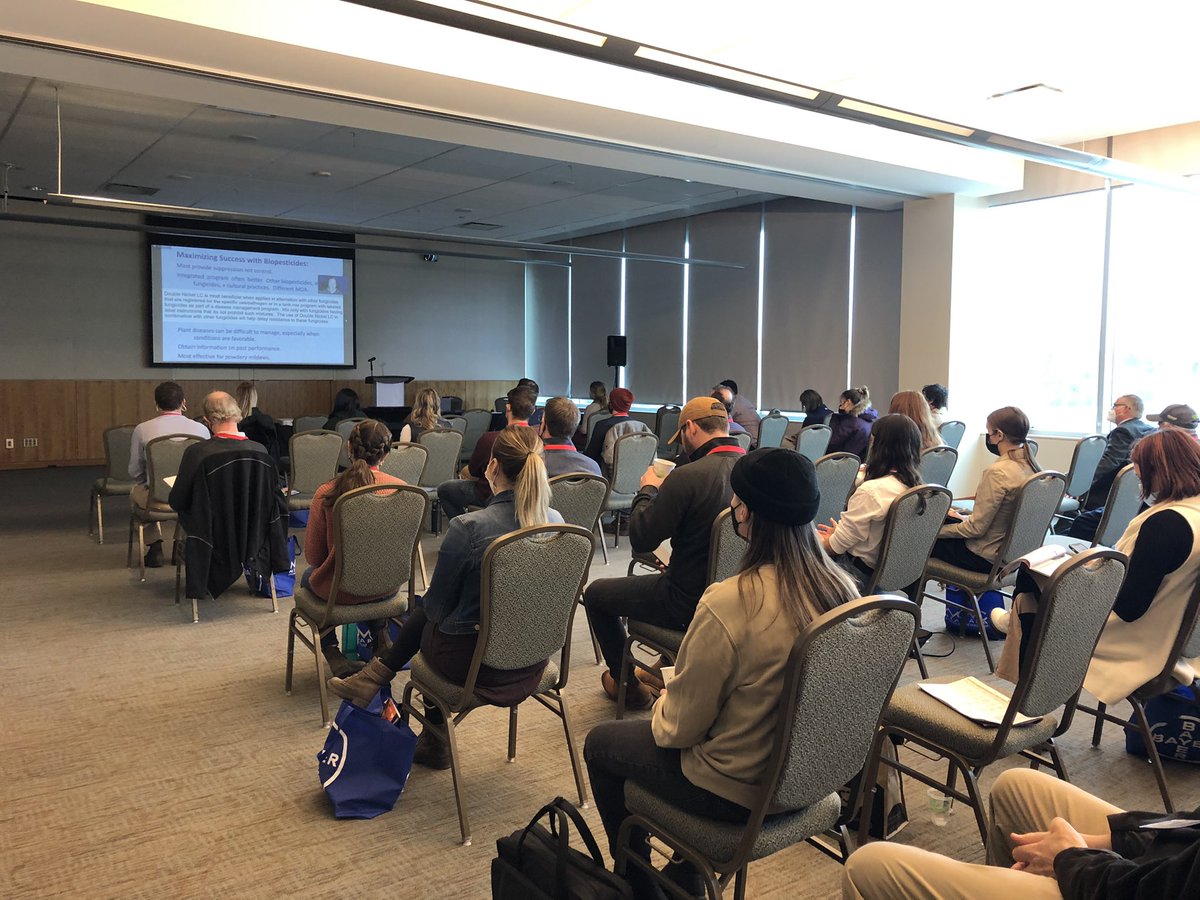 DailyNewsDM's tweet photo. Super good crowd for the afternoon session on incorporating biopesticides into IPM. Not only was the subject matter engaging it was with a LIVE-AND-IN-PERSON audience and speakers. #ofvc2022 #cantBelieveImAttendingANonZoomConference #OntAg #maskedFaceToFace @farmtario https://t.co/hWelIR0xbu