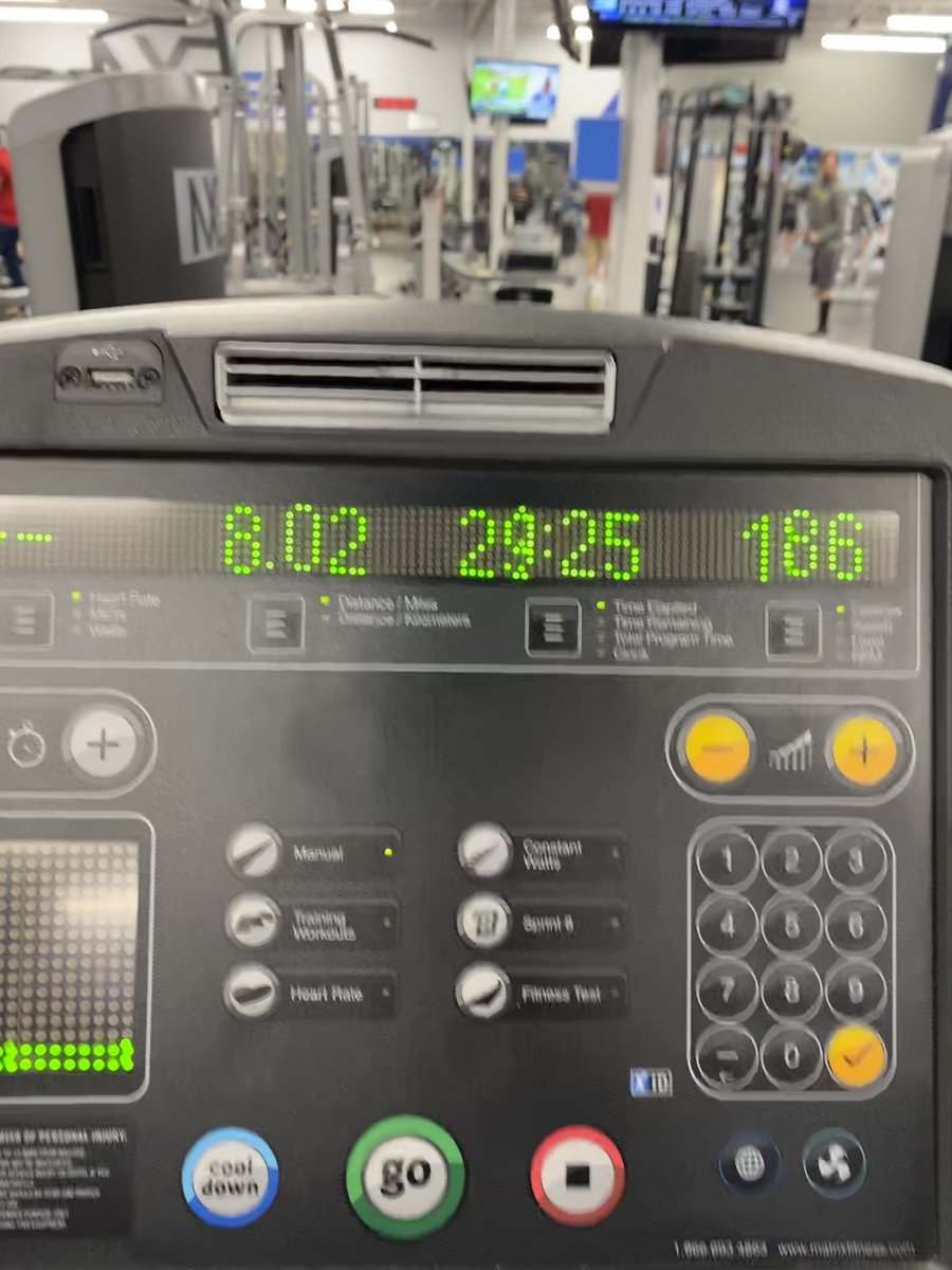 themainemartin's tweet image. Numbah 3 #SeahawkHRChallenge