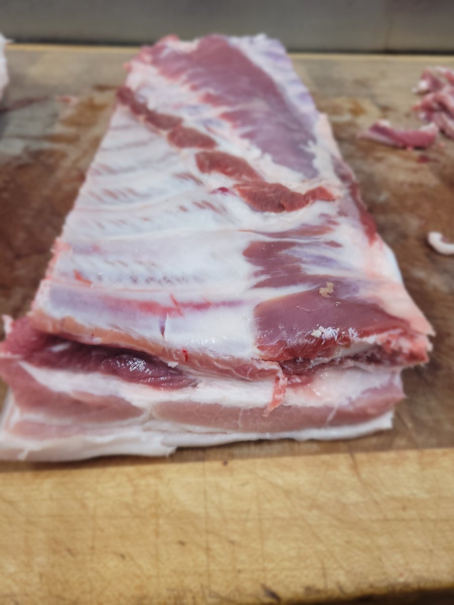 mccarthykanturk's tweet photo. Amazing Irish pork. Support your local producer's or you will have none. #irishandbest https://t.co/yBq33Oq547