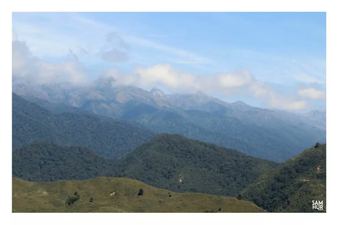 samhur_le's tweet photo. Entre montañas y nubes

📍La Culata. #Merida_ve

#naturaleza #paisajes #fotografíaMérida #samhur #photography #MéridaVenezuela https://t.co/kN4JoGCzni