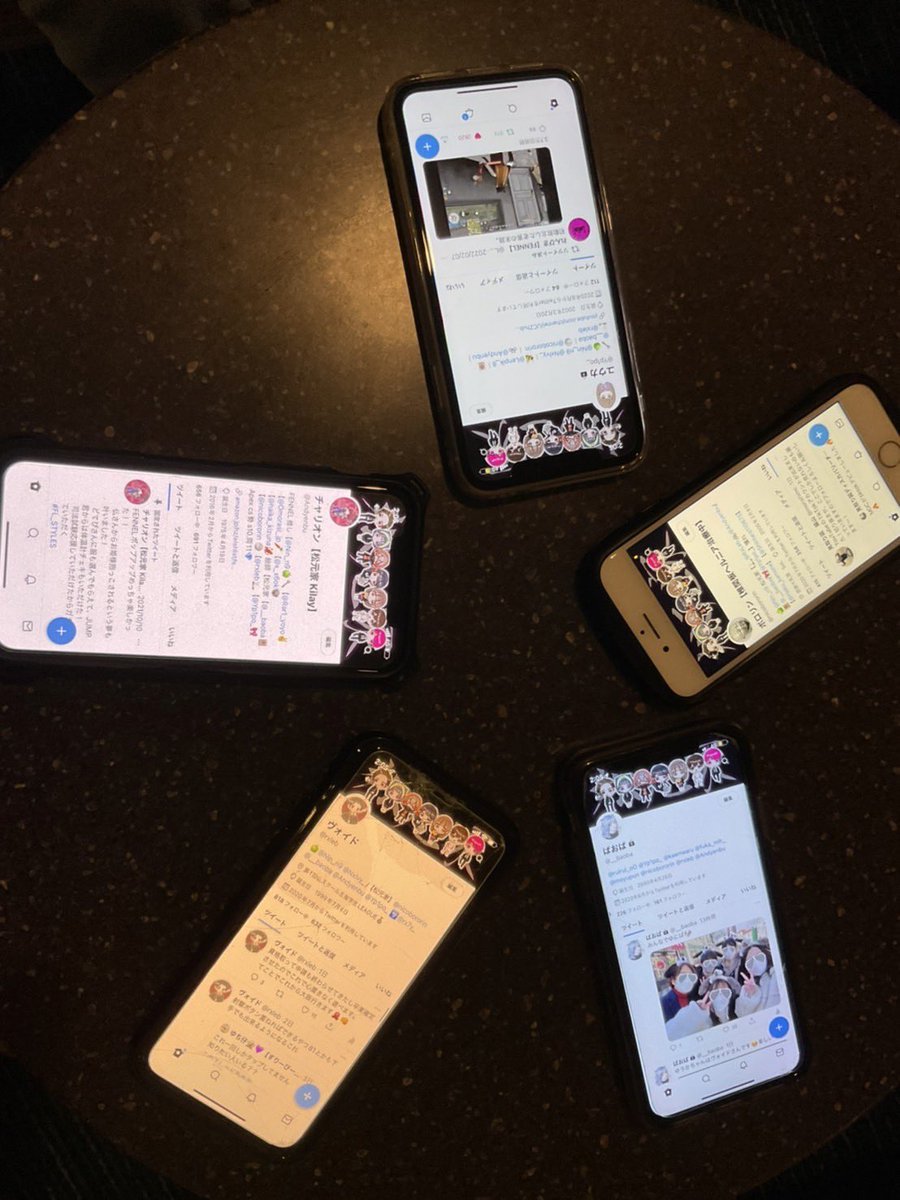 rxleb's tweet photo. めちゃめちゃ楽しかった〜
なんかボロリンとの愛が深まった気もするよ。笑
4月からは仕事とか就活とかみんな忙しくなるし頑張ろう💪🔥

本当にありがとう！
松元家しか勝たん👊🍏 https://t.co/rWRnXJTGae