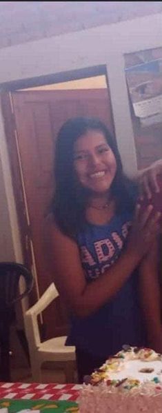 desaparecidaorg's tweet photo. Fátima Arancibia tiene 13 años, desapareció el 13/2/2022 en #Tartagal, provincia de #Salta. Podría estar siendo sacada del país. Se hizo la denuncia. Por favor compartir, y si la ven avisar #URGENTE a la familia ☎️ 3873669000 ( tel. del padre), o al 911 https://t.co/LEsYXuodfS