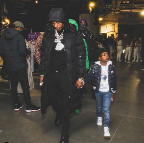 BlessingWayda's tweet photo. I Been Standing On Business , Rappin And Being A Daddy To My Lil Children 🙏🏽 https://t.co/BuiHqkUnh4