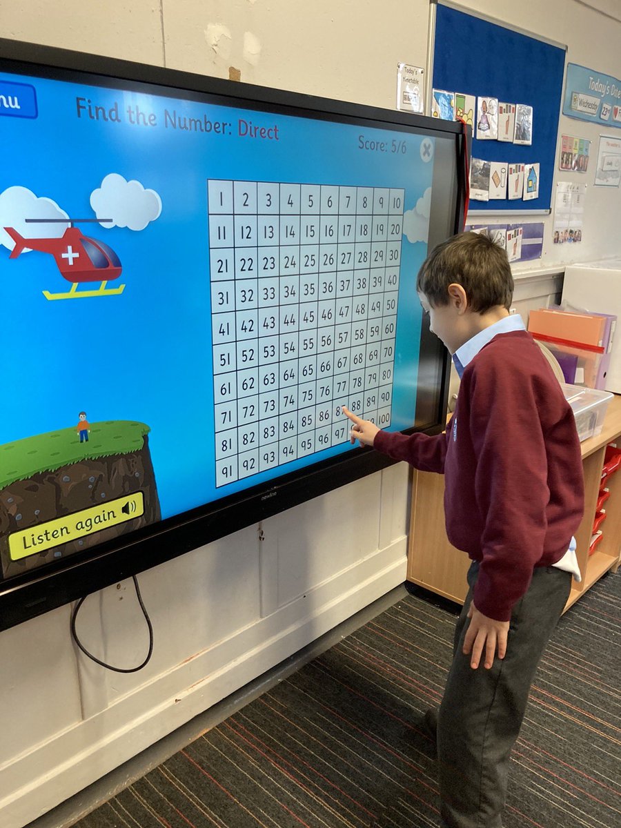 StCharlesGla's tweet image. The boys in Arran enjoyed using the #InteractiveScreen to work on numbers to 100 today. #100Square @MathsScot