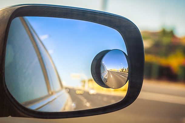 AutoReliant's tweet image. Best Blind Spot Mirrors: Check It. Check your blind spot. Shoulder check and get a set of these from our list of the Best Blind Spot Mirrors money (or just you) can afford. #CarTips #CarSafety buff.ly/3IhST01