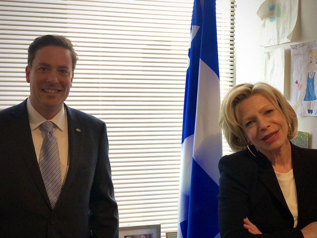 Excellente première rencontre aujourd’hui avec la Ministre du Tourisme, Mme. Caroline Proulx, pour discuter des enjeux et priorités des hôteliers et propriétaires d’établissements d’hébergement de la région de Québec. <a href="/caroaubureau/">Caroline Proulx</a> <a href="/tourisme_quebec/">Tourisme Qc</a> <a href="/Association_AHQ/">Association Hôtellerie du Québec</a> <a href="/villequebec/">Ville de Québec</a>