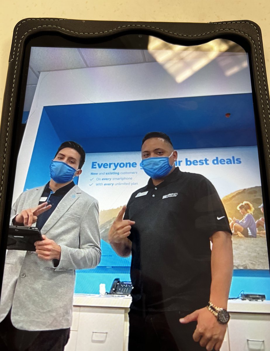 Great leader <a href="/AmelAriel09/">Amel Ariel Garcia</a> at BSM store