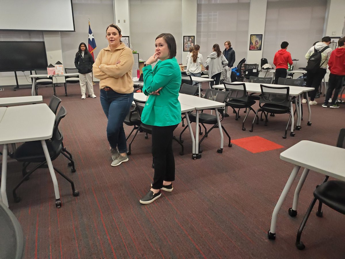Big gestures for explaining big ideas!! Spending time with our stem students has made me so excited for them to share their findings that the postponing of the event won't even bring me down! Just another chance to get more guests to see their research!!!

#chpantherpride #stem