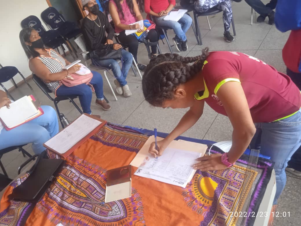 Hoy #23feb se realizó la asamblea de postulaciones de delegad@s para el V congreso del <a href="/PartidoPSUV/">PSUV</a>  y IV de <a href="/jpsuv/">Juventud Venezolana</a> del movimiento social afrodescendiente de Aragua por orden de nuestro presidente cimarrón <a href="/NicolasMaduro/">Nicolás Maduro</a> 

<a href="/Soykarinacarpio/">Karina Carpio</a> 
<a href="/MaraEug41000288/">María Eugenia</a> 
<a href="/freerobinson/">free robinson</a>