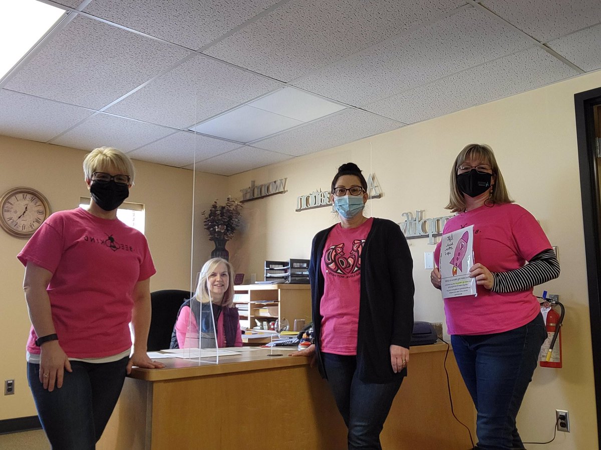 Lift each other up! Thanks to everyone at CORE who wore pink today to show support for anti-bullying day! 💕💕 #PinkShirtDay2022 <a href="/AbbotsfordSD/">Abbotsford Schools</a> <a href="/erikapearson14/">Erika Pearson</a> <a href="/mrsmyers76/">Michelle Myers</a>