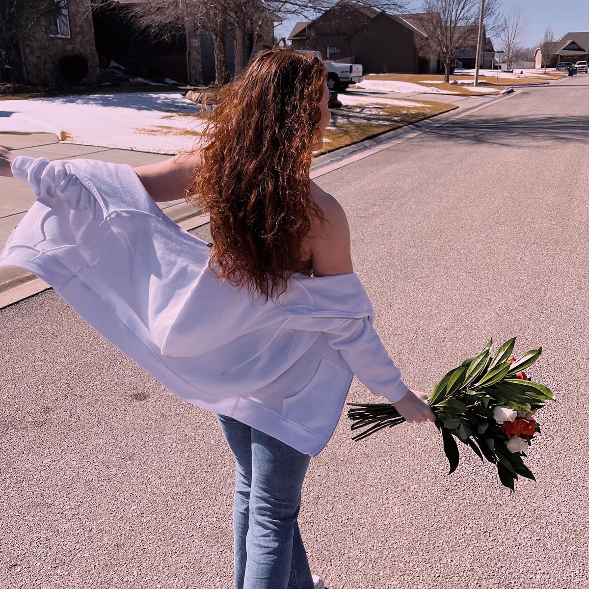 nannersss13's tweet photo. stop and smell the roses https://t.co/wyImP2nxcv