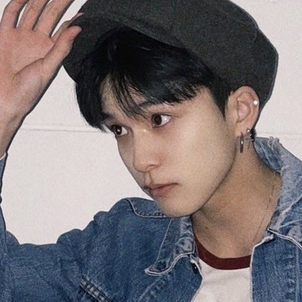 teumatolove's tweet photo. #NewProfilePic celine boy asahi ♡ https://t.co/wbigkhGRNW