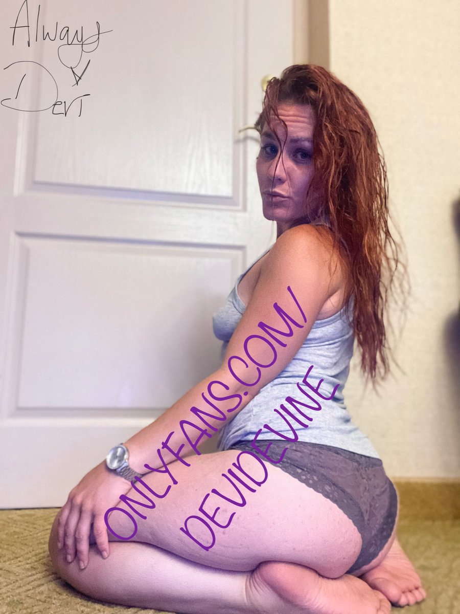 DeviDevine1's tweet photo. Free Subscriptions ! Follow me I’ll give u special first time video ! #sexyvideos #onlyfanspromotion #onlyfans #whackywednesday
#wcw #bigbooty #littlegirl #devidevine https://t.co/R4uOLhWS9H https://t.co/0z6LvVl8Vo