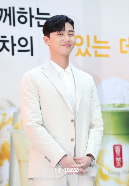 PSeojoonBrasil's tweet photo. 🗞️ | 23.02.22 — De acordo com a Spotify News, #parkseojoon foi diagnosticado com Covid 19. 🥺😞

Ele testou positivo após teste de PCR e está recebendo tratamento em auto-quarentena. Sabe-se que a terceira dose da vacina foi concluída e não há grandes problemas de saúde. https://t.co/uGfunQuvxO