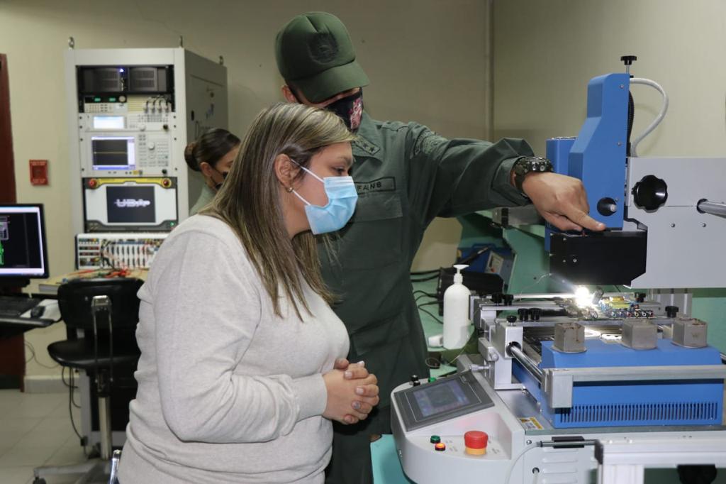 #SENCAMER y la Aviación Militar Bolivariana sostuvieron un encuentro de trabajo este miércoles, como un primer paso para la actualización de un Convenio de Cooperación, Intercambio, Capacitación, Asesoramiento Técnico y Profesional, Acreditación y Calibración.

#LaCalidadEsVida