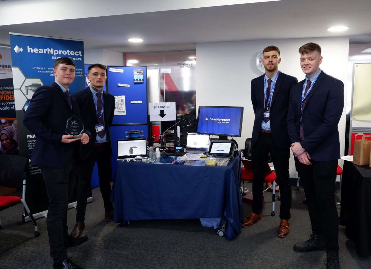 Well done team! The minute we buttoned our shirts up this morning, we knew we wasnt leaving without a win! Super proud of what we have achieved!

Massive thanks to <a href="/youngenterprise/">Young Enterprise</a> for the opportunity and to <a href="/salfordbizsch/">Salford Business School</a> &amp; <a href="/JonathanDOwens1/">Jonathan D Owens</a> for the support! #YEStartup