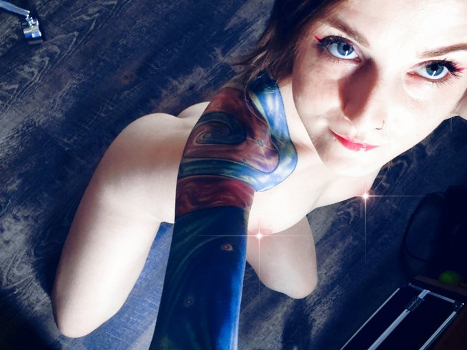 Hope ya'll had a good day💕💫 https://t.co/ZUWTAkW4z3<a href="/tag/mvsales"class="tags"><span>#mvsales</span></a>