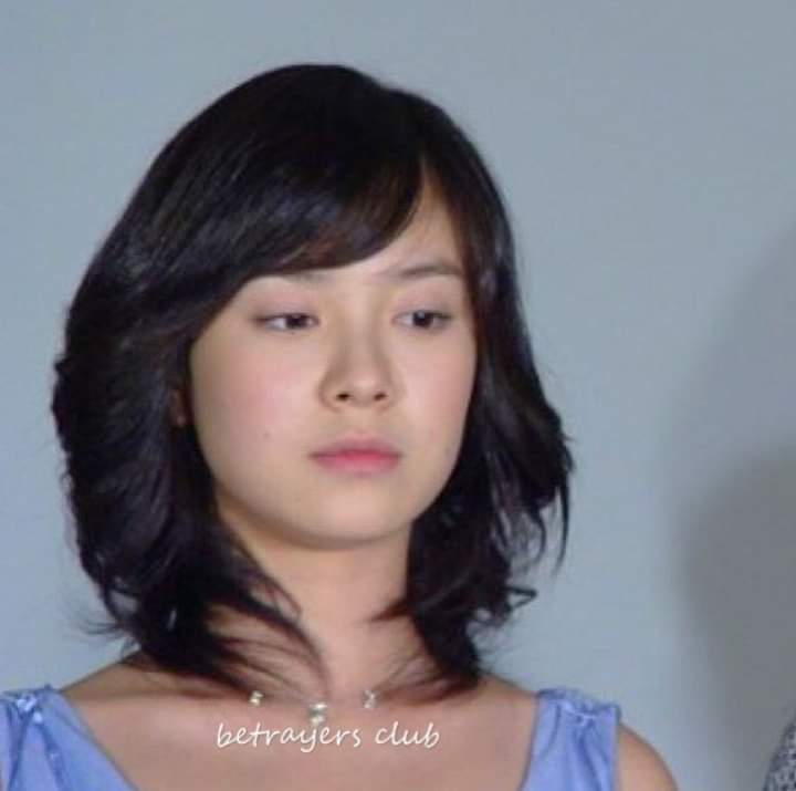 kimshayne04's tweet photo. 20 yrs old mongji still the same beauty of 40 yrs old mongji dude 

#SongJiHyo #송지효 https://t.co/oJxbyyFDdp
