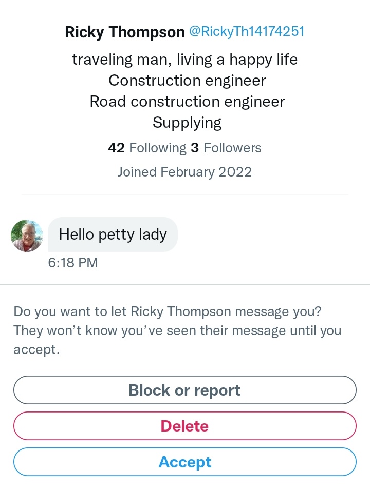 mezzopwr's tweet photo. Not my usual content but....if he's trying to impress me maybe he shouldn't call me "petty lady?" #proofreadingisimportant #yesiblockedandreported https://t.co/ZhAHPQ5eNs