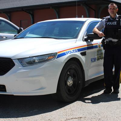 You're invited! 2022 #HighRiver RCMP Annual Town Hall 

February 24 
7-9 pm 
Highwood Centre

Residents are welcome to hear presentations by local and District RCMP reps followed by a community Question &amp; Answer session. We look forward to seeing you. Your safety is our priority!