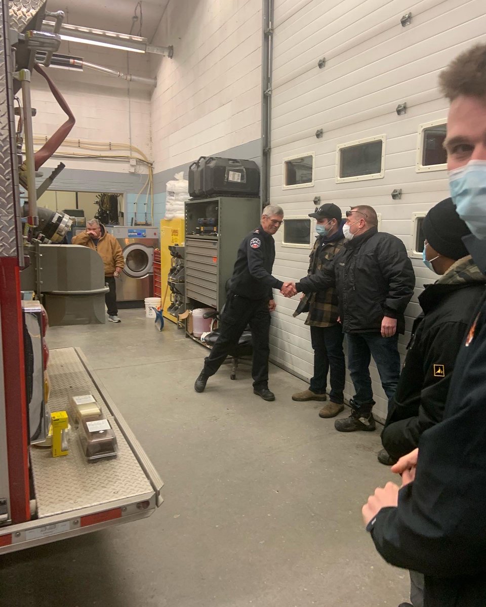 macrae_tim's tweet photo. Sutton Station 1-6 volunteers stop by with cake wishing Pete a happy retirement on his last shift after 20 year’s https://t.co/SwxQ5ir9K4