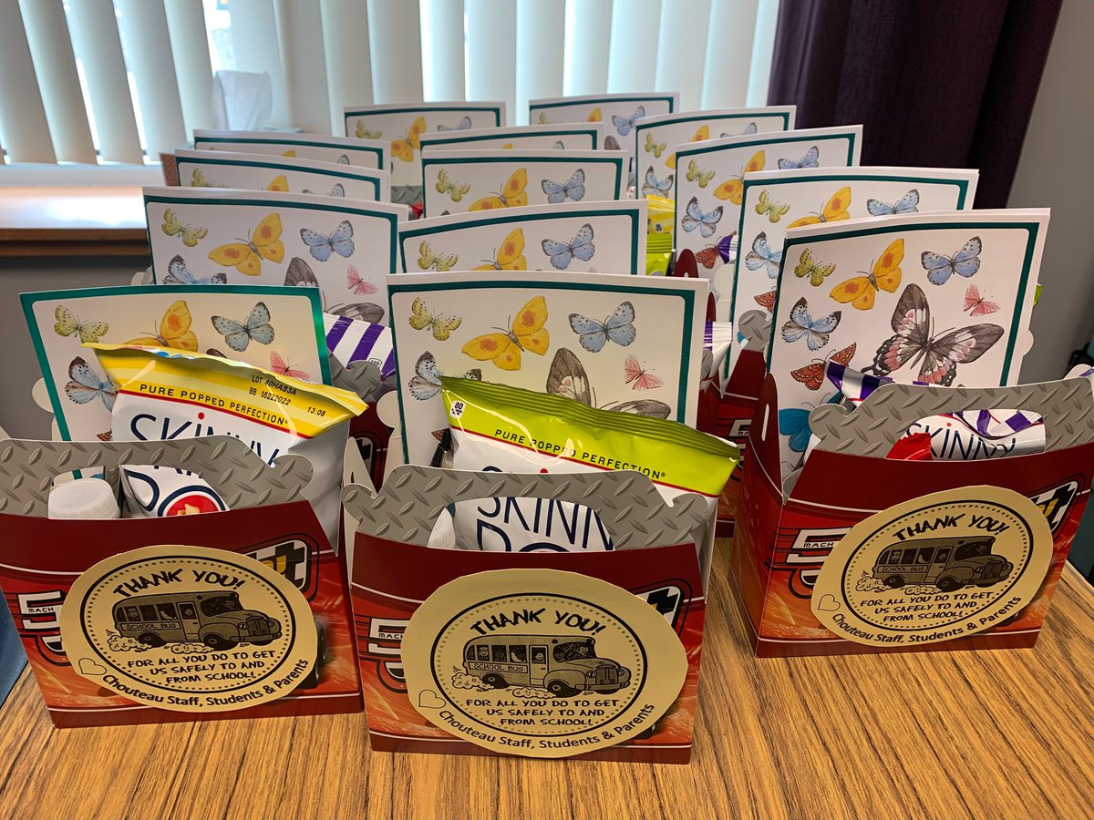 MissRavenscraft's tweet photo. Happy School Bus Driver Appreciation Day! @ChouteauSchool thanked each of our bus drivers with a special sign &amp; goodie bag!  Thank you to our bus drivers for safely delivering our students to and from school every day! We appreciate all you do! @NKCSDTransport https://t.co/9a7UWQziHT